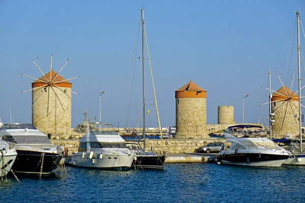 Famosi Mulini Vento Porto Madraki Rodi — Foto Stock