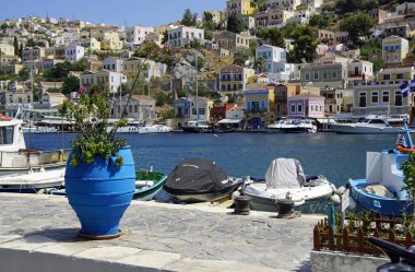 symi, Greek, circa August 2021 - limandaki küçük köy