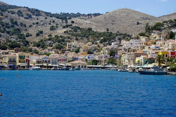 Symi Griekenland Circa Augustus 2021 Klein Dorpje Aan Haven — Stockfoto