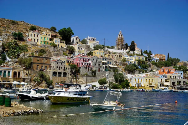 Symi Griekenland Circa Augustus 2021 Klein Dorpje Aan Haven — Stockfoto