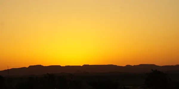 Coucher de soleil et désert — Photo