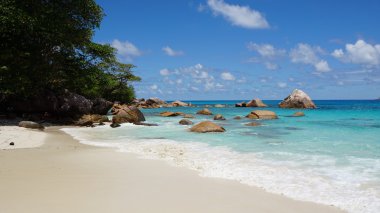 tropikal plaj anse lazio