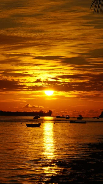 Merveilleux coucher de soleil — Photo