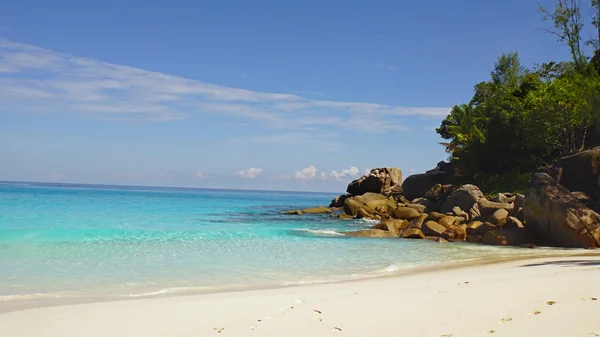 Untouched beach — Stock Photo, Image