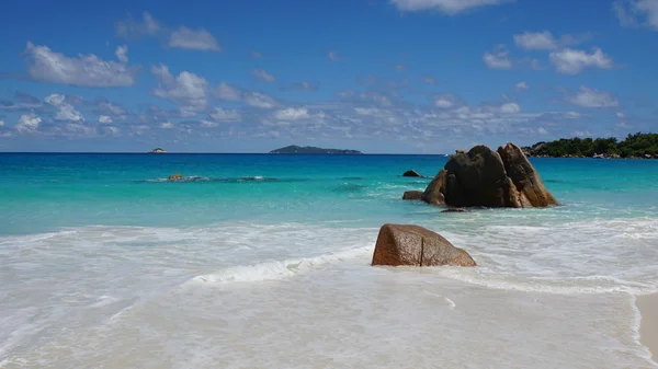 Tropischer Strand anse lazio — Stockfoto