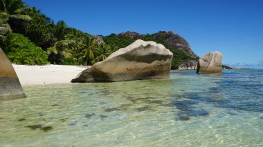 Granit kayalar cennette