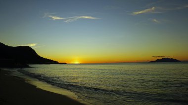 günbatımı cenneti