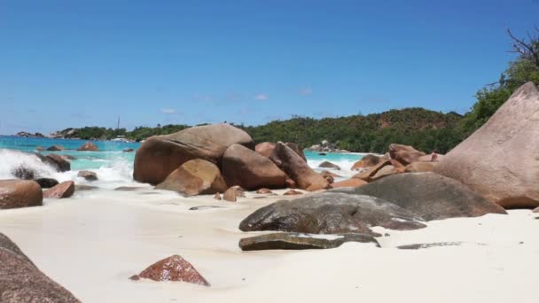 Incroyable plage des seychelles 