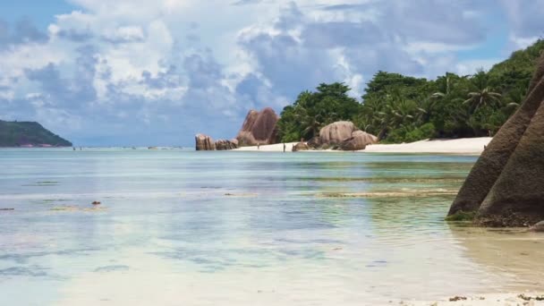 Seychelle-szigeteki strand — Stock videók