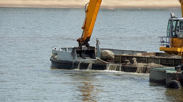 Graven van de rivier — Stockfoto