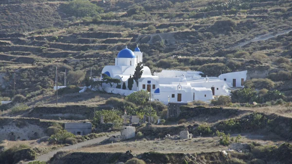 Pequena e tradicional capela grécia em perissa — Fotografia de Stock