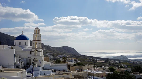 Traditional greece church in exo gonia on santorini — Stock Photo, Image