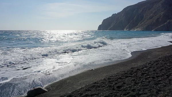 volkanik kamari beach santorini siland üzerinde