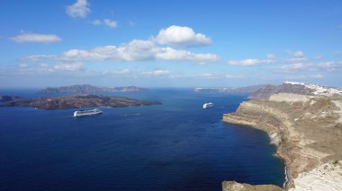 volcan caldera, athinios görünümünü santorini üzerinde