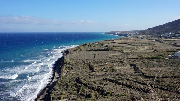 Doğal siyah lav beach koulombos santorini Adası — Stok fotoğraf