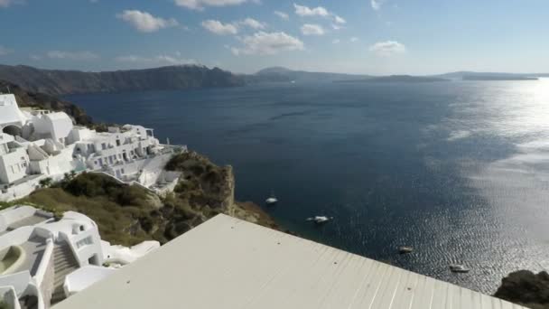 Oia pueblo en la isla de Santorini — Vídeo de stock