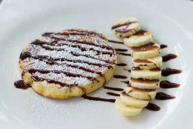 muz ve çikolata gözleme servis