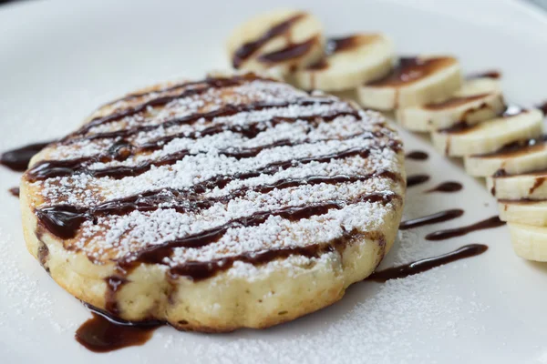 muz ve çikolata gözleme servis