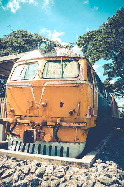 Vintage tarzı eski tren — Stok fotoğraf
