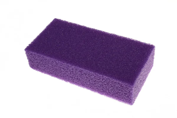 Esponja aislada violeta — Foto de Stock