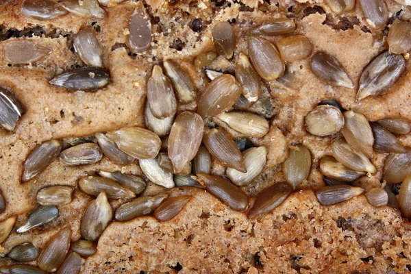 Pane di segale scuro con semi di girasole — Foto Stock