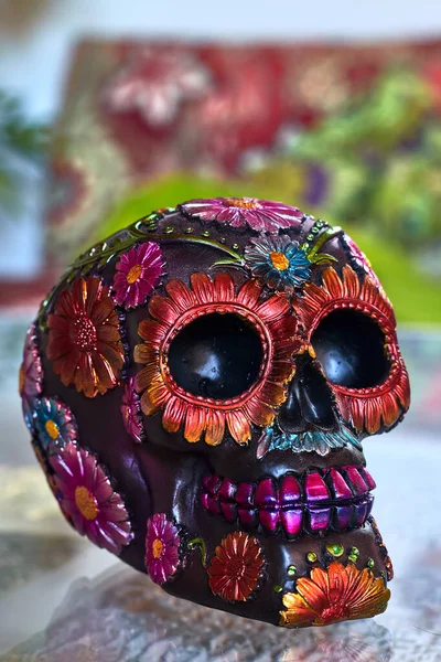 Mexican Day Dead Skull Multicolored Daisies Purple Teeth — Stock Photo, Image
