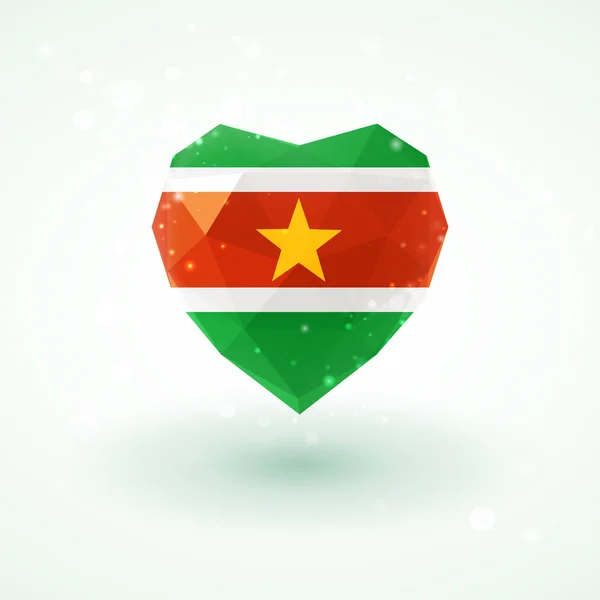 Bandera de Surinam en forma de corazón de cristal de diamante. Estilo de triangulación — Vector de stock