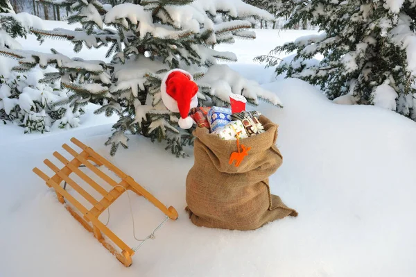 Regalos Navidad Trineo Nieve Fotos De Stock