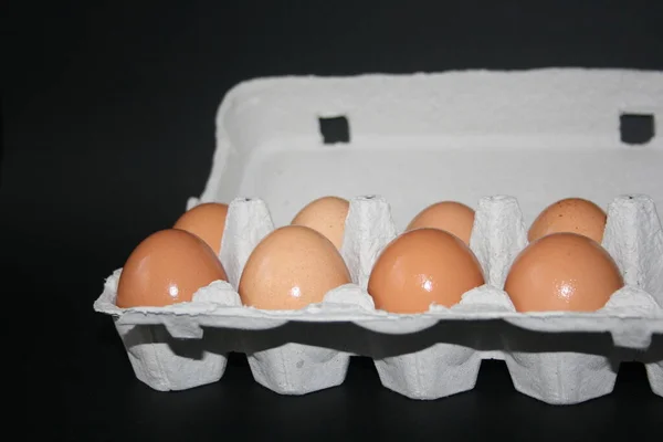 Huevos Una Caja —  Fotos de Stock