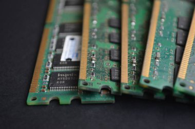 işlemcili elektronik devre kartı