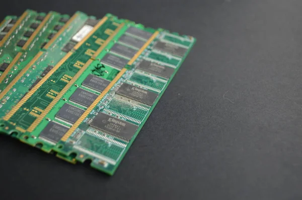 işlemcili elektronik devre kartı