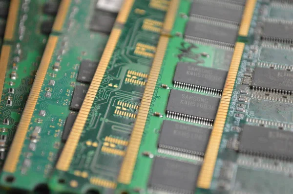 işlemcili elektronik devre kartı