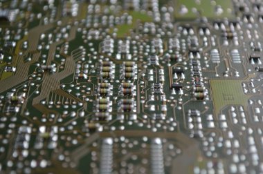  Elektronik devre kartı bileşeni
