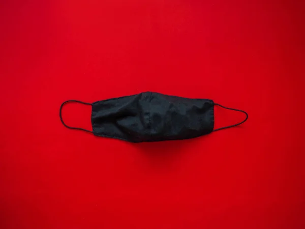 Una Máscara Tela Negra Para Protegerse Contra Saliva Las Gotas — Foto de Stock
