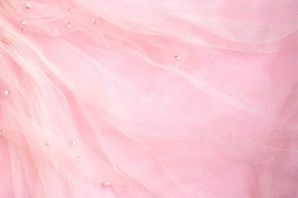 Parlak boncuklu güzel pembe tüller.