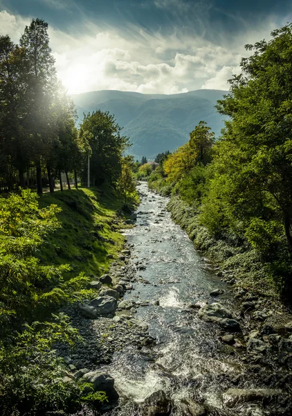 Nehir güzel panoramik manzarası