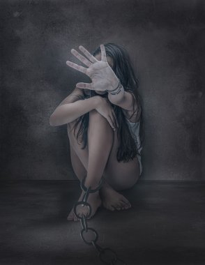 Skandal - yüz kaybı
