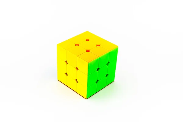 Rubik Kubus Een Puzzel Gekleurd Speelgoed Meerkleurige Kubus — Stockfoto