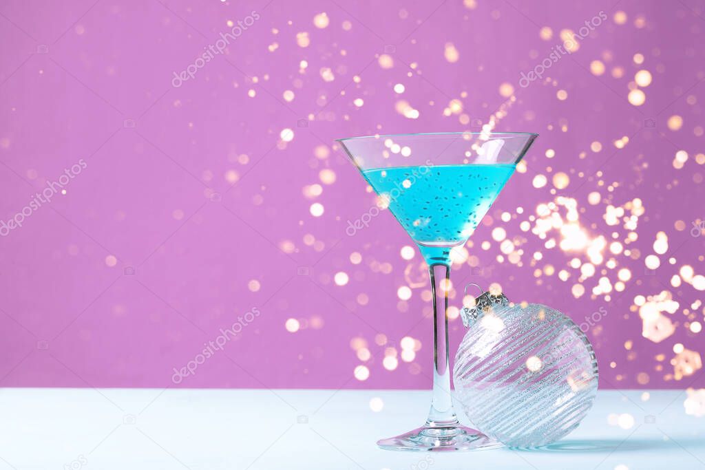New Years cocktail and ball
