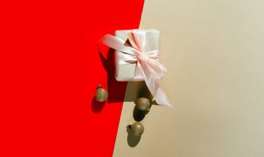 Yeni yıl sürpriz kutusu