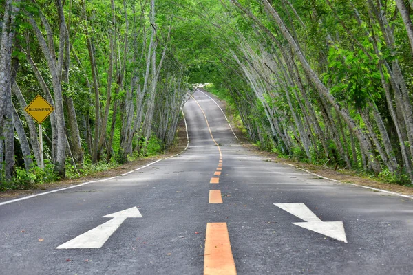 Mots d'affaires sur le panneau de signalisation routière — Photo