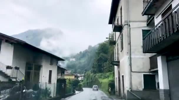 Widok pięknej drogi we Włoszech. — Wideo stockowe
