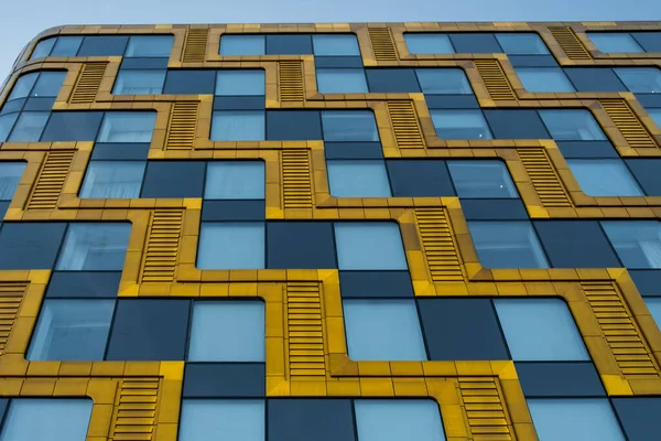 Fragmento Fachada Edifício Moderno Cores Cinza Amarelo Cor 2021 Ano — Fotografia de Stock