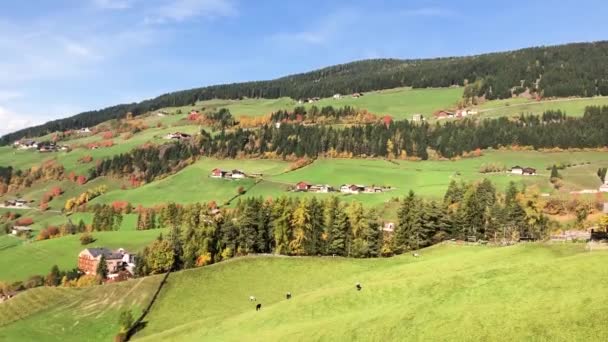 Le village de Santa Magdalena. — Video