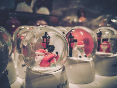 Noel arkaplanı; Noel süslemeleri