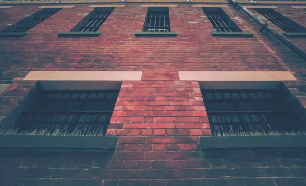 Old Window Red Wall Vintage Style — Stock Photo, Image