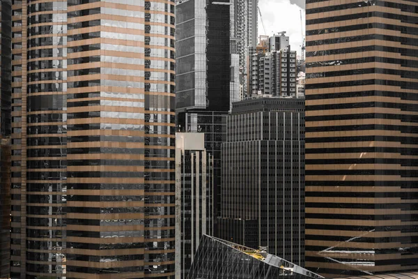Современная Архитектура Гонконга Закрытие Делового Здания Гонконга Тон Черного Золотого — стоковое фото