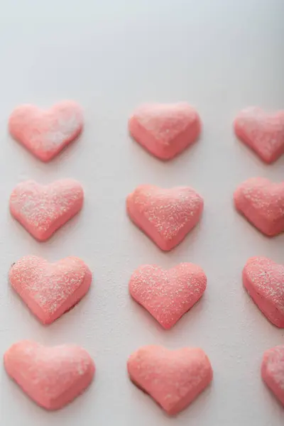 Galletas Rosadas Caseras Del Shortbread Para Día San Valentín Aisladas —  Fotos de Stock