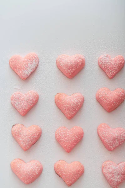 Galletas Rosadas Caseras Del Shortbread Para Día San Valentín Aisladas —  Fotos de Stock