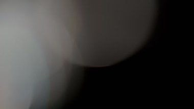 Işık sızıntısı 4K görüntü, mercek parıltısı bokeh örtüleri, alev arka planı, Flash ışınları etkisi